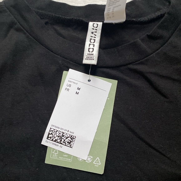 Brand New H&M crop top black - Picture 2 of 3